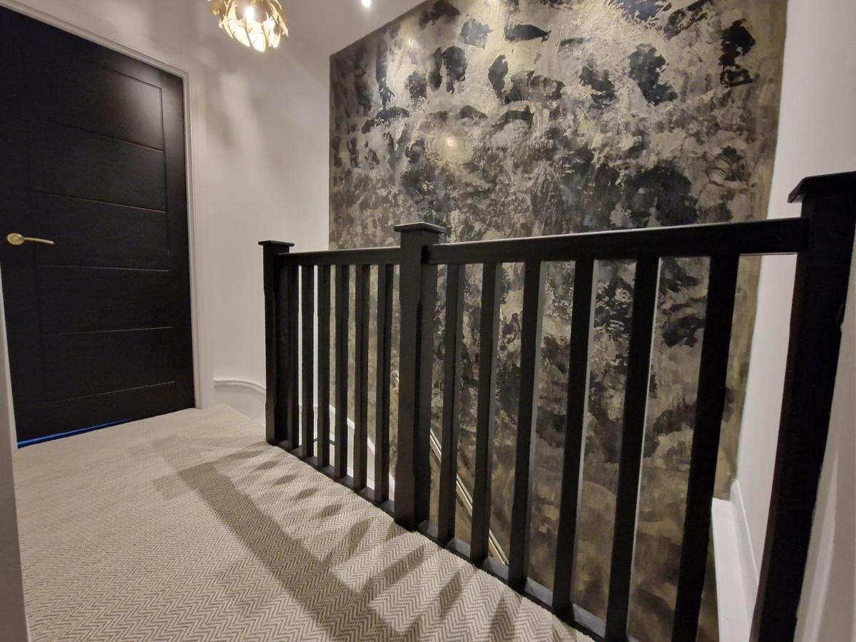 3 Bedroom Stylish Home Merthyr Merthyr Tydfil Eksteriør billede